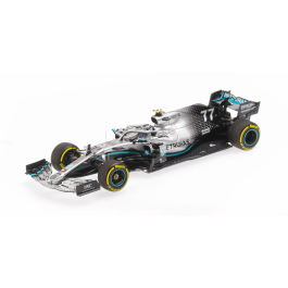 PMA 1/43scale MERCEDES-AMG PETRONAS MOTORSPORT F1 W10 EQ POWER