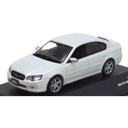 京商 ミニカー | J-COLLECTION 1/43scale Subaru Legacy B4 2.0R 2005 White Pearl  [No.JC23068WP]