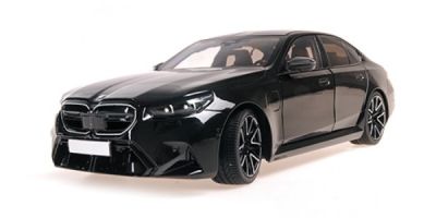 MINICHAMPS 1/18 BMW M5 - 2024 - ブラックメタリック  [No.110023801]