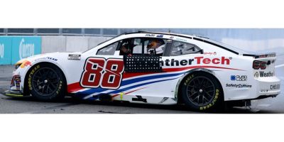 Lionel Racing 1/64 WEATHERTECH 2025 シボレー カマロ シェーン･ヴァン･ギスバーゲン #88 シカゴ GRANT PARK 165 ウィナー  [No.LR334808]