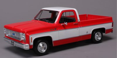 MAISTO 1/18 1974 シボレー C10 シャイアンスーパー ピックアップ レッド/ホワイト  [No.MS31467RW]