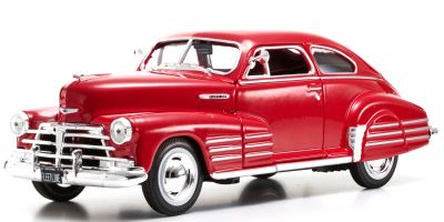 MAISTO 1/24scale Chevrolet Fleetline Aerosedan 1948 Red  [No.MS32921R]