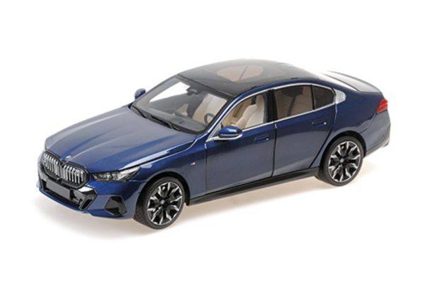 MINICHAMPS 1/18 BMW i5 2023 フィトニックブルーメタリック  [No.110023400]