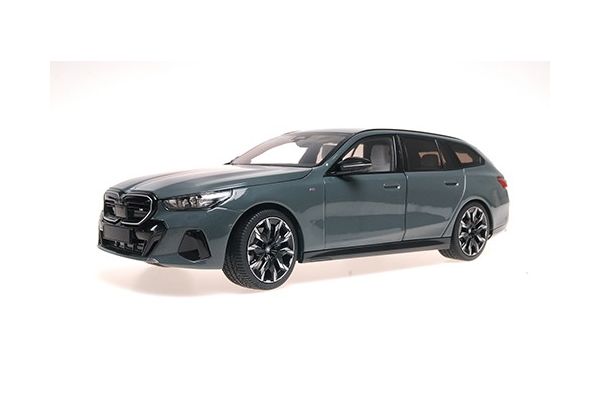 MINICHAMPS 1/18scale BMW i5 M60 Touring 2024 Green Metallic  [No.110023600]