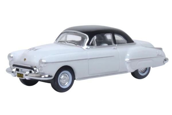 OXFORD 1/87scale Oldsmobile Rocket 88 Coupe 1950 Marlboro Grey/Black  [No.OX87OR50005]