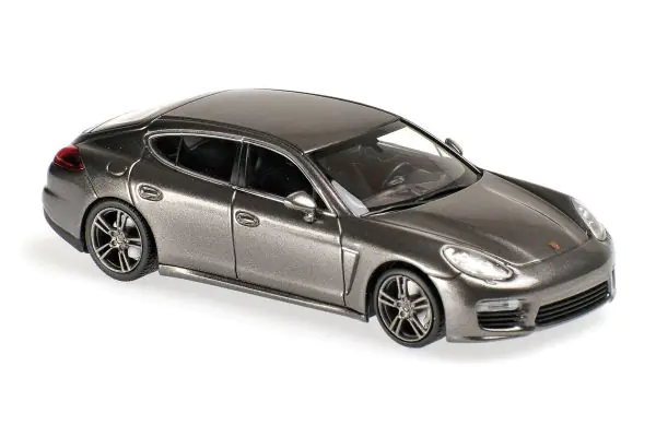 京商 ミニカー | MINICHAMPS 1/43scale Porsche Panamera Turbo S 2013