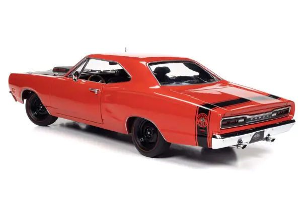 1／18 1969 DODGE SUPER BEE 新品 ダッジスーパービー-