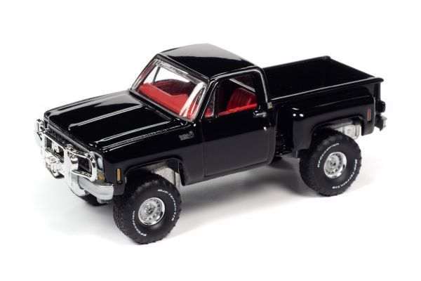 AUTO WORLD 1/64scale 1980 Chevy Custom Deluxe 10 Side Step Black  [No.AW64282A3BK]