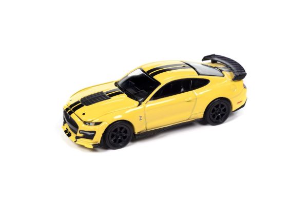 AUTO WORLD 1/64 2021 マスタング シェルビー GT500 カーボン グラバーイエロー/ブラック  [No.AWSP136A]