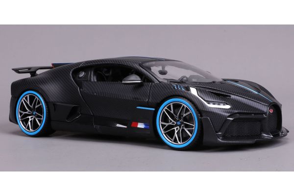 Bburago 1/18 ブガッティ ディーヴォ ブラック (ブラゴ 50thスペシャルPKG)  [No.BUR11101BK]