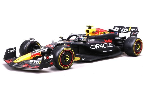 Bburago 1/24 オラクル レッドブル レーシング RB20 2024 No,11 S.ペレス ドライバー付 クリアケース  [No.BUR28056P]