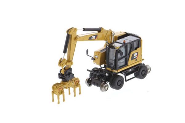 DIECAST MASTERS 1/87scale Cat M323F Railroad Wheel Excavator CAT Yellow with 3 attachments  [No.DM85656]