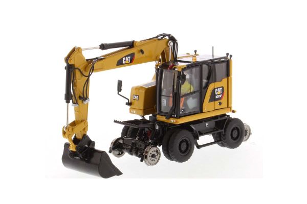 DIECAST MASTERS 1/50scale Cat M323F Railroad Wheel Excavator (with 3 attachments)  [No.DM85662H]