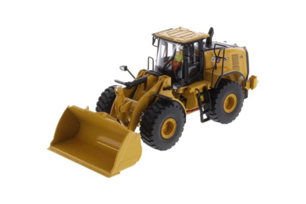 DIECAST MASTERS 1/50scale Cat 972 XE Wheel Loader  [No.DM85683H]