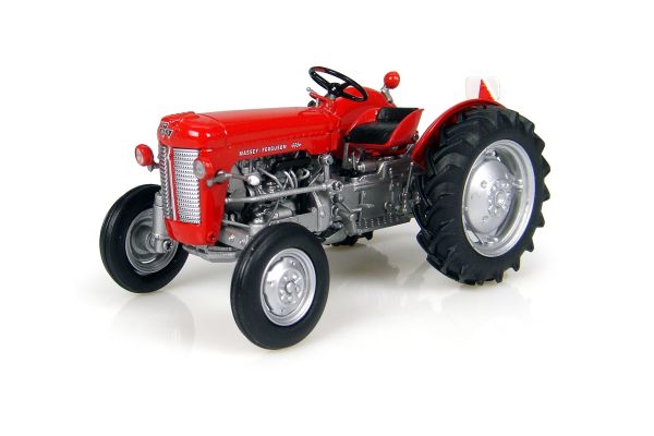 UNIVERSAL HOBBIES 1/32scale Massey Ferguson 825  [No.E2916]