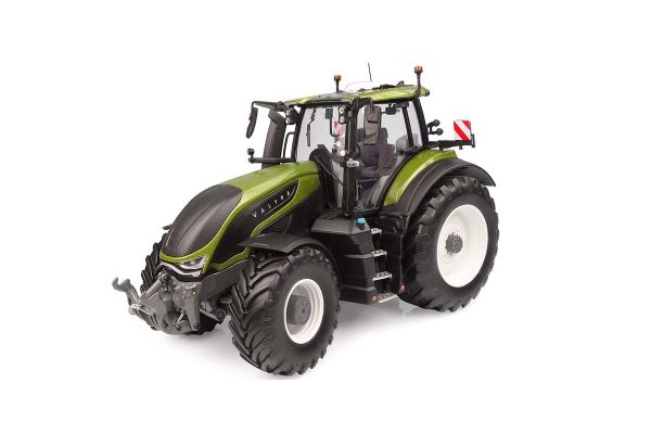 UNIVERSAL HOBBIES 1/32 Valtra S416 メタリックグリーン  [No.E6492]