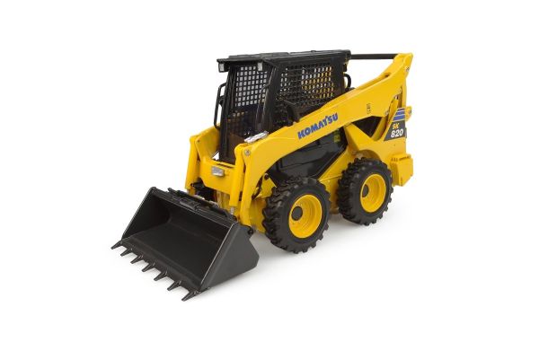 UNIVERSAL HOBBIES 1/25 コマツ SK820  [No.E8177]