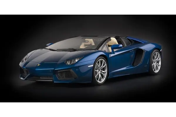 Pocher 1/8scale Lamborghini Aventador LP 700-4 Roadster - Blu Monterrey metallic  blue [] - KYOSHO minicar