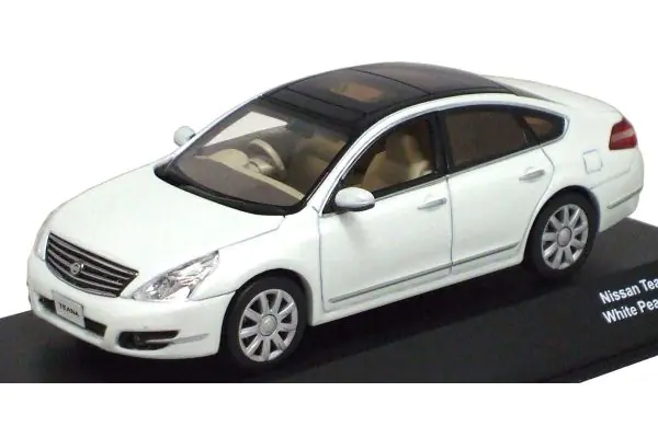 京商 ミニカー | J-COLLECTION 1/43scale NISSAN Teana 2008 White