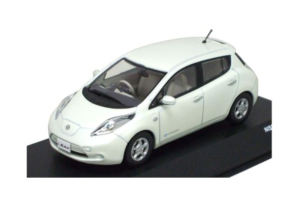 nissan leaf toy car