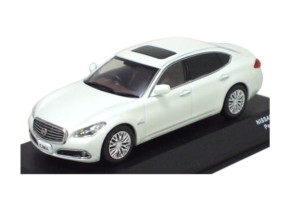 J-COLLECTION 1/43scale NISSAN CIMA (HGY51) Pearl White [No.JCP75001WH]