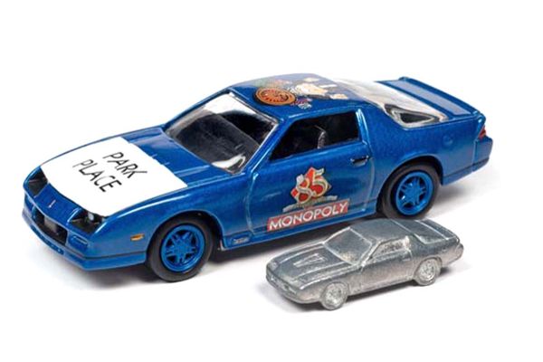JOHNNY LIGHTNING 1/64scale 1985 Monopoly Park Place with Chevy Camaro & token (Monopoly piece)  [No.JLPC002BBL]
