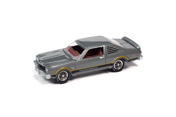 JOHNNY LIGHTNING 1/64scale 1976 Plymouth Road Runner Cloud Silver / Stripe  [No.JLSP197B]