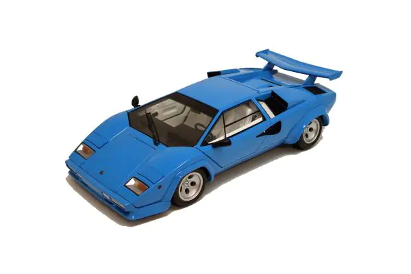 京商 ミニカー | 販売終了: KYOSHO 1/18 Lamborghini Countach LP5000QV Blue [No.K08327BL]