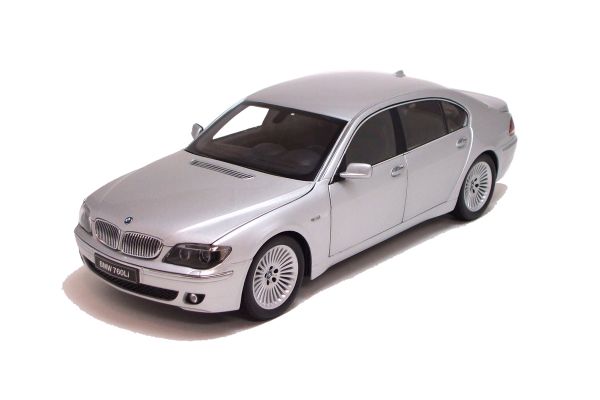 販売終了: KYOSHO 1/18 BMW 7 Series Long (E66) Silver [No.K08572S]