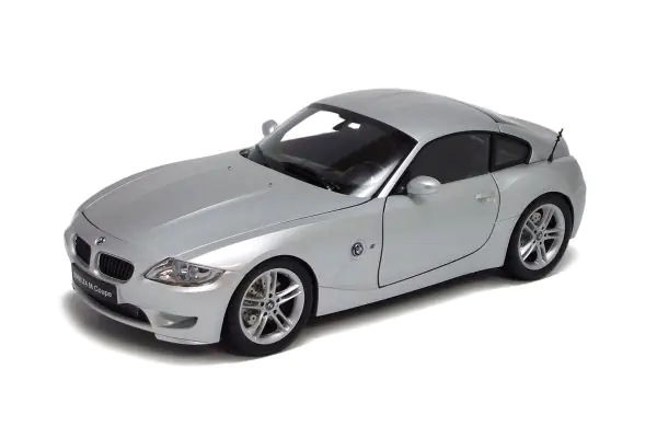 100%新品大人気週末価格　京商　1/18 BMW Z4 M coupé ディープシーブルー ミニカー