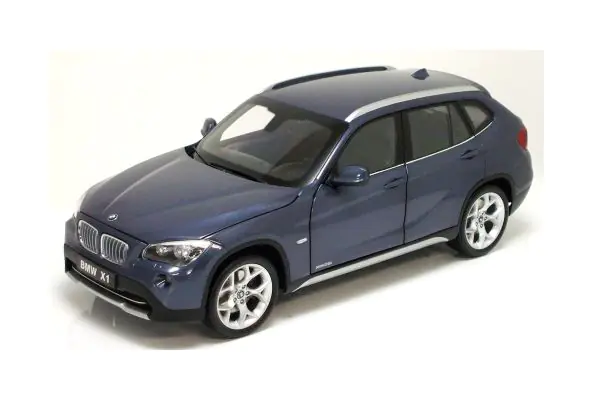 BMW X7 bleu, voiture miniature 1/18e KYOSHO KS08951PBL