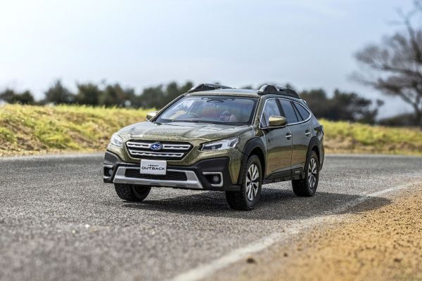 京商オリジナル 1/43 SUBARU レガシィ アウトバック (グリーン)  [No.KS03935GR]