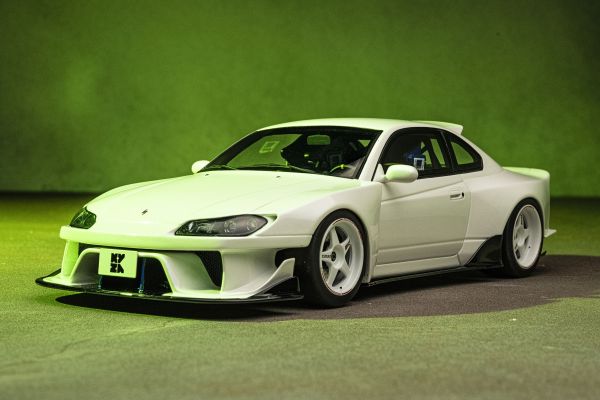 京商 サムライ 1/18 日産 シルビア S15 Khyzyl Saleem (ホワイト)  [No.KSR18066W]