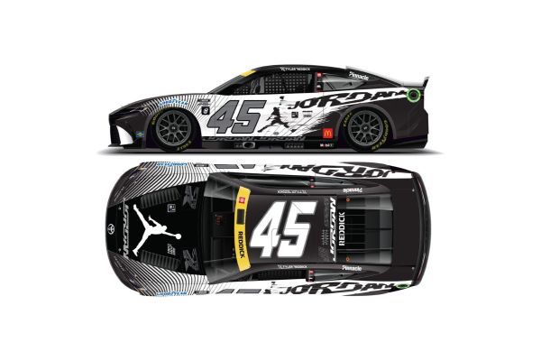 Lionel Racing 1/64 JORDAN BRAND BLACK 2024 トヨタ カムリ XSE タイラー･レディック #45  [No.LR318518]