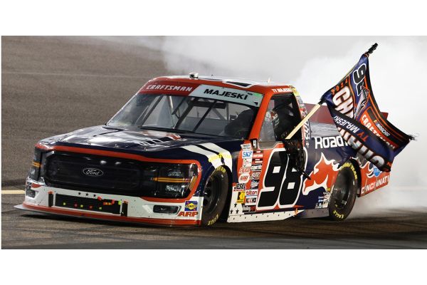 Lionel Racing 1/64 ROAD RANGER 2024 フォード F-150 TY･マジェスキ #98 チャンピオン  [No.LR319478]