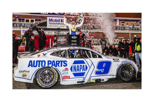 Lionel Racing 1/64 NAPA WHITE 2025 シボレー カマロ ZL1 チェイス･エリオット #9 Cook Out Clash ウィナー  [No.LR323734]