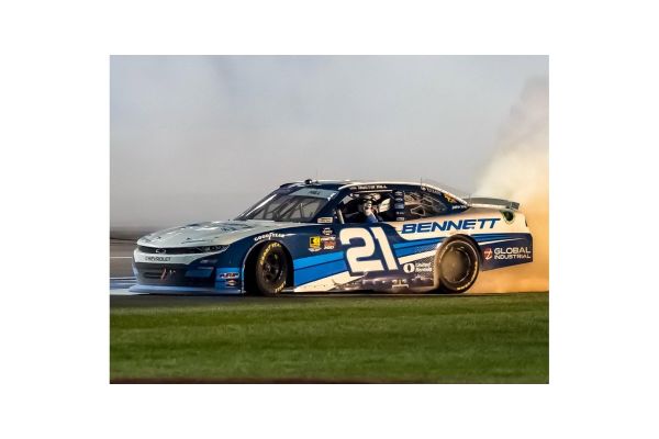 Lionel Racing 1/64 BENNETT TRANSPORTATION & LOGISTICS 2025 シボレー カマロ ZL1 オースティン･ヒル #21 アトランタ ウィナー  [No.LR325677]