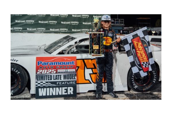 Lionel Racing 1/64 JR MOTORSPORTS 2025 シボレー ワイアット･ミラー (13歳) #73 レイトモデル ヒッコリー ウィナー  [No.LR329491]