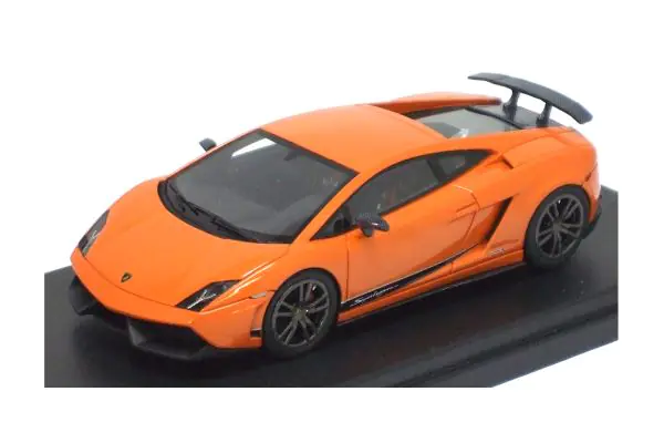 最大73％オフ！ 絶版 LOOKSMART 1 43 Lamborghini Gallardo LP570-4