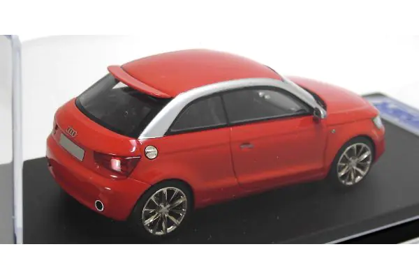 LOOKSMART 1/43scale Audi A1 e-tron White [No.LSA1] - KYOSHO minicar