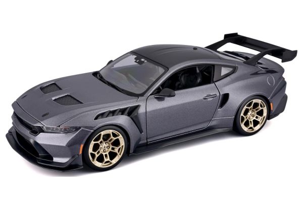 MAISTO 1/18 フォード マスタング GTD 2025 メタリックグレー  [No.MS31468GY]