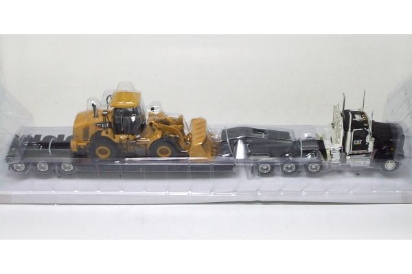 Haulotte H43 TPX ミニカー 1:50 NORSCOT 1/50scale Kenworth W900 Tri-Axle Day Cab w/Trail King