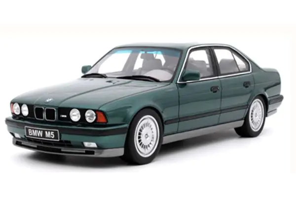 京商 ミニカー OttO mobile 1/18 BMW E34 フェーズ1 ツーリング M5 1991 (グリーン) 世界限定 3,000個 