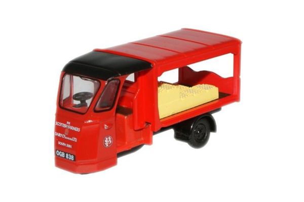 OXFORD 1/76scale Scottish Dairy Farmers Milk Float  [No.OX76WE009]