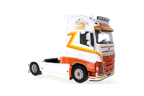 Premium ClassiXXs 1/18scale Volvo FH16 XL Cab 2018 White / Orange  [No.PCS30219]