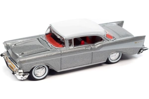 Racing Champions 1/64scale 1957 Chevy Bel Air Inca Silver / White  [No.RCSP023]