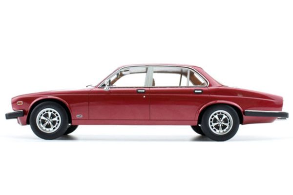 TOPMARQUES 1/18scale Jaguar XJ6 1982 (Red)  [No.TOPLS025C]