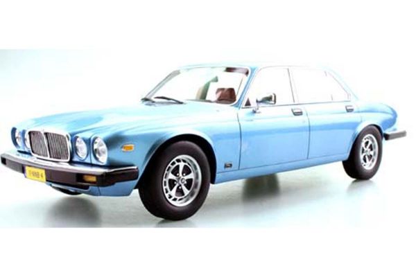 TOPMARQUES 1/18scale Jaguar XJ6 1982 (Light Blue MT)  [No.TOPLS025F]