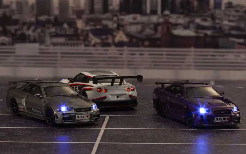 京商 ミニカー | ミニカーのヘッドライトが光る。京商 モトンシステム